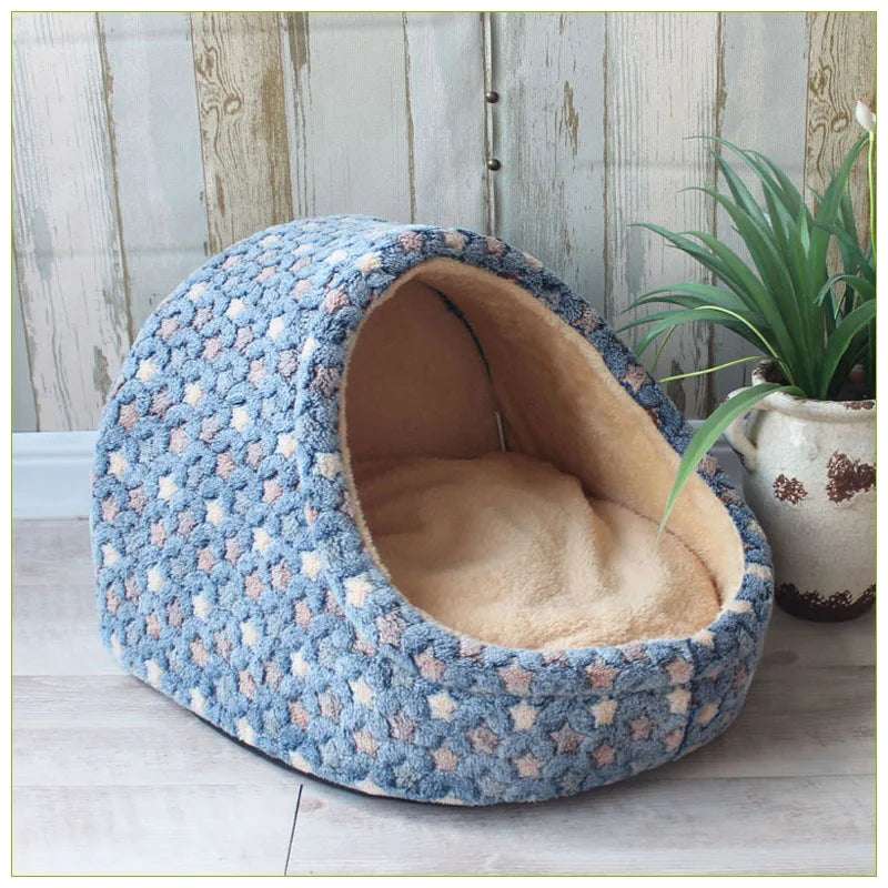 PetNest – Cama Tipo Casa para Perros y Gatos